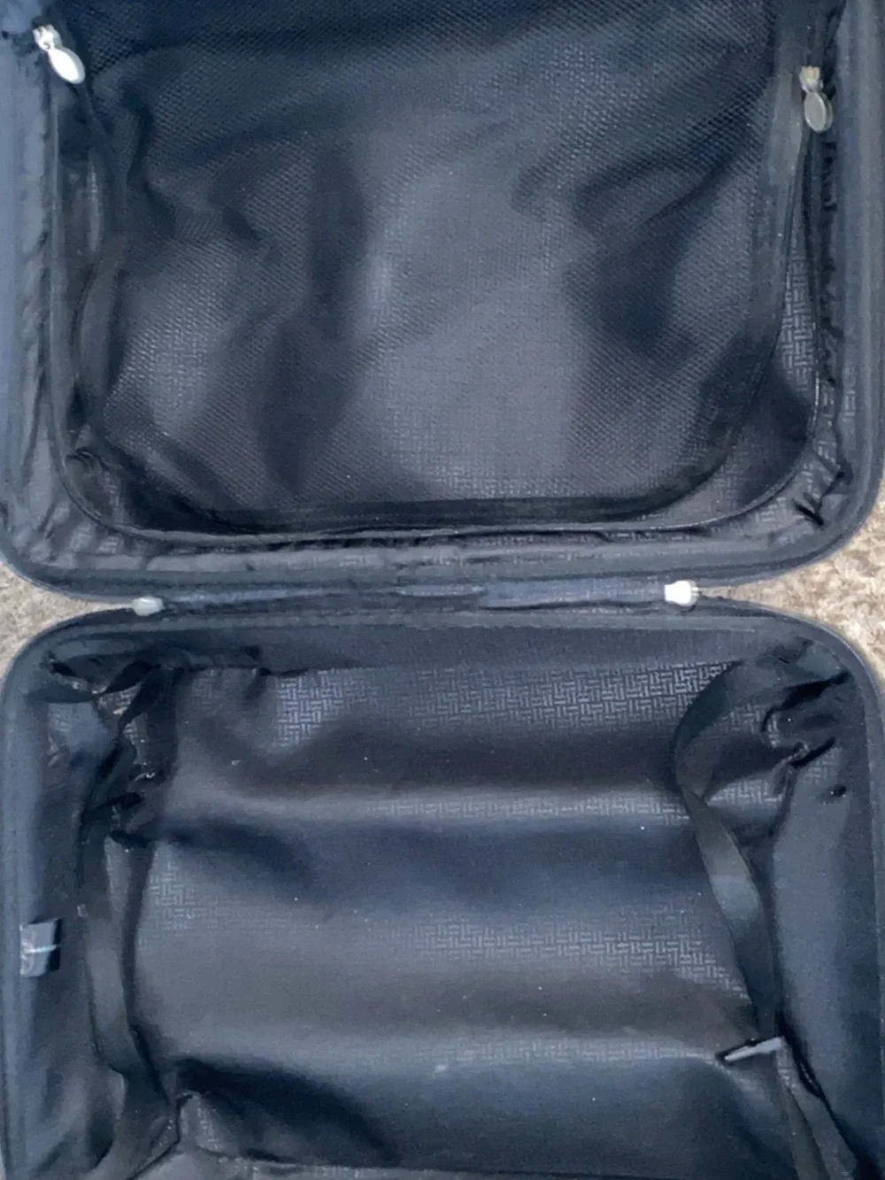 Brookstone hard plastic Suitcase